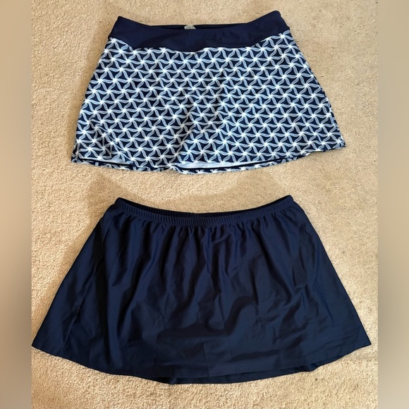 2- NEW- XL Swim Skort Swim Skirt
Full coverage Highland Waist - Picture 1 of 9